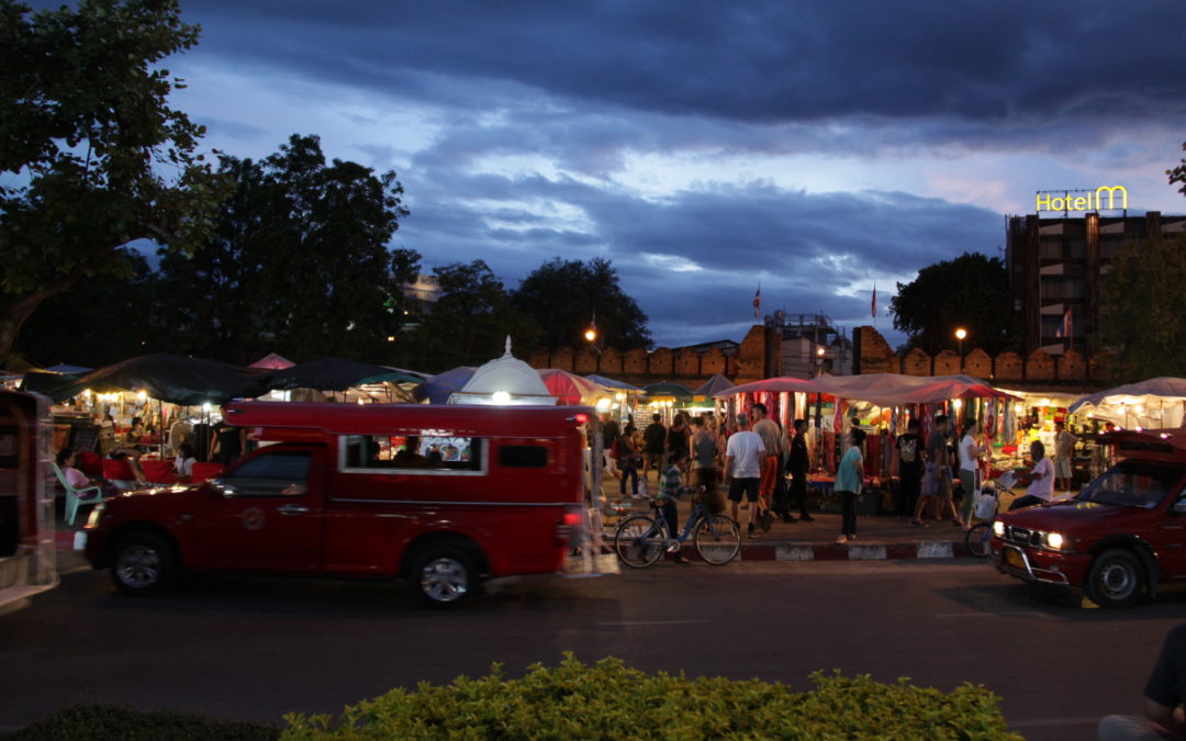 A trifecta of Chiang Mai night markets (Thailand)