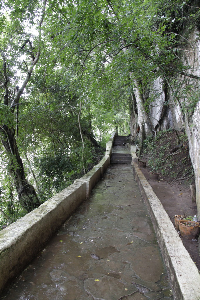 The path between the caves